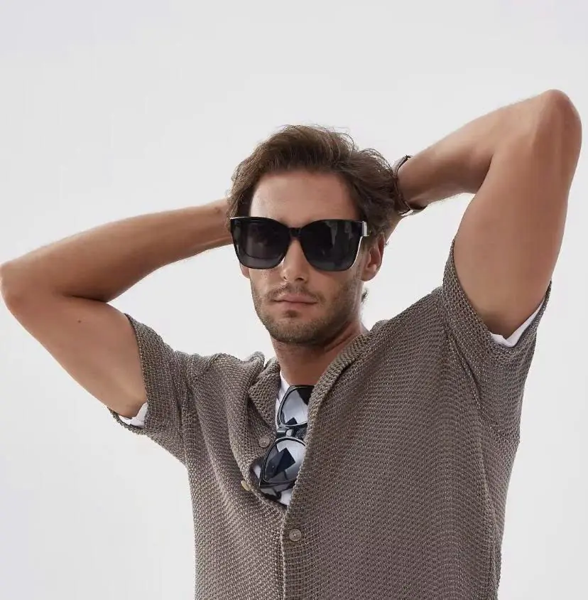 KÍNH MÁT MÙA HÈ